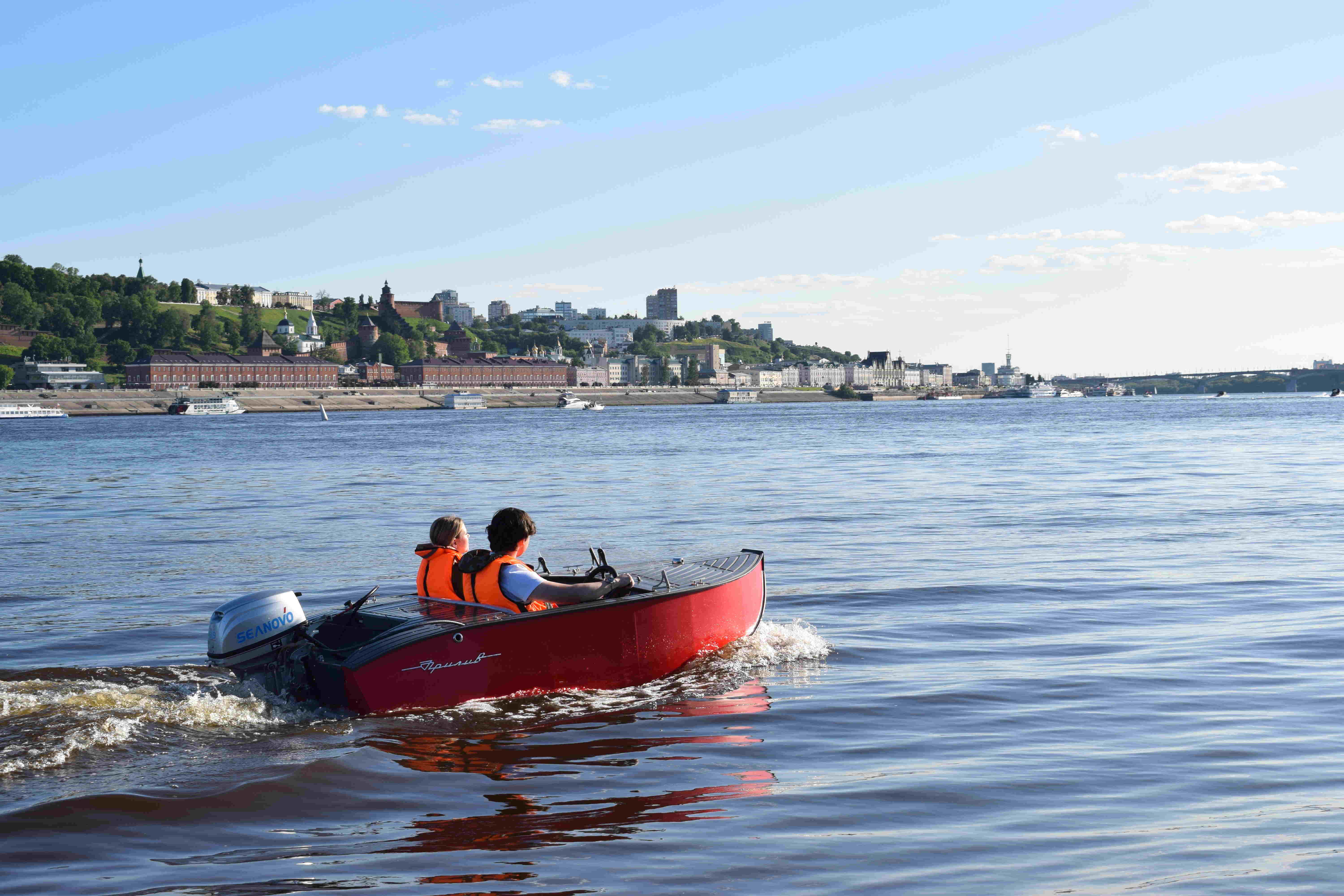 Аренда катера в Нижнем Новгороде